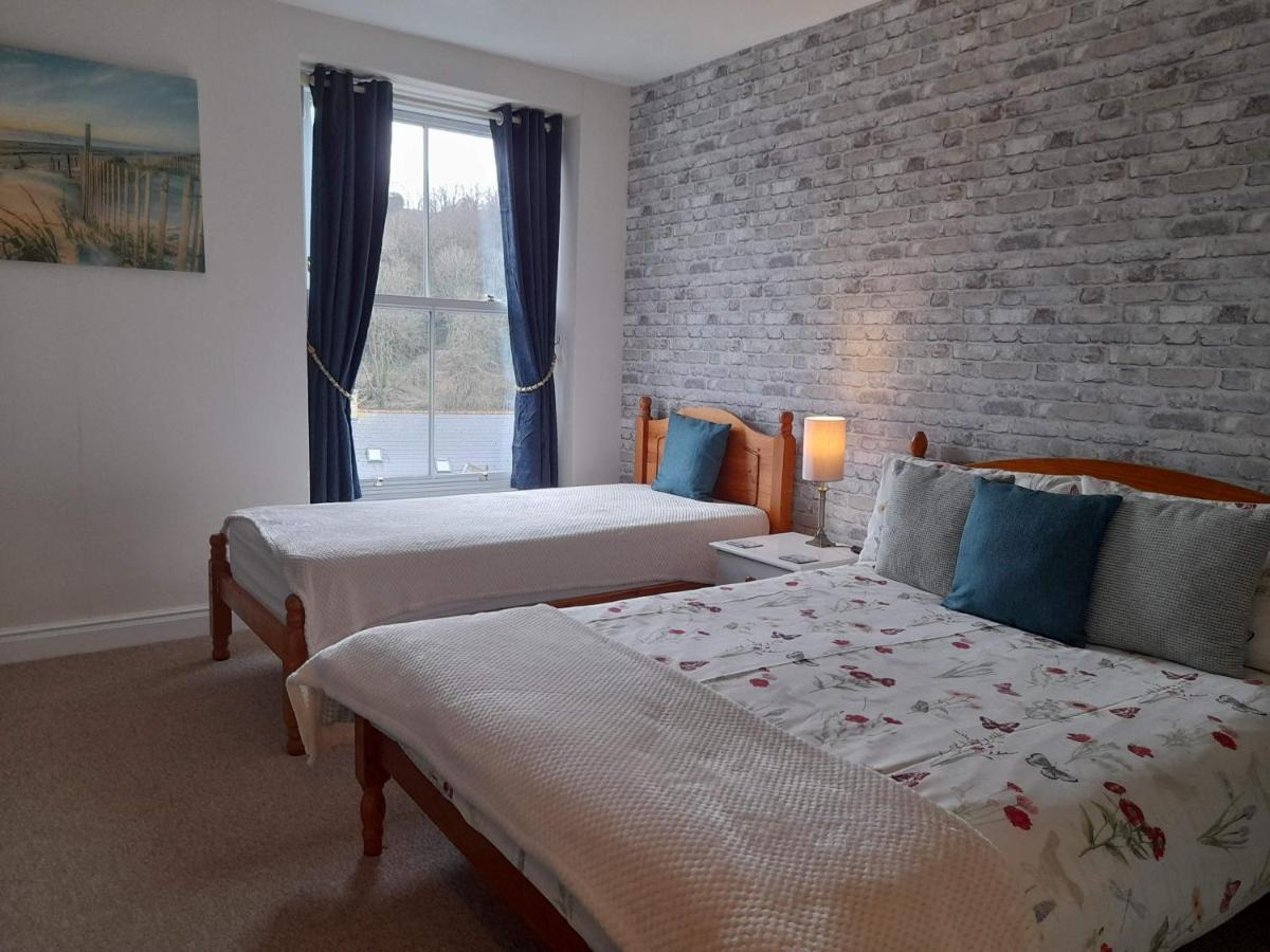 Saffron House Bed & Breakfast Combe Martin Exterior foto