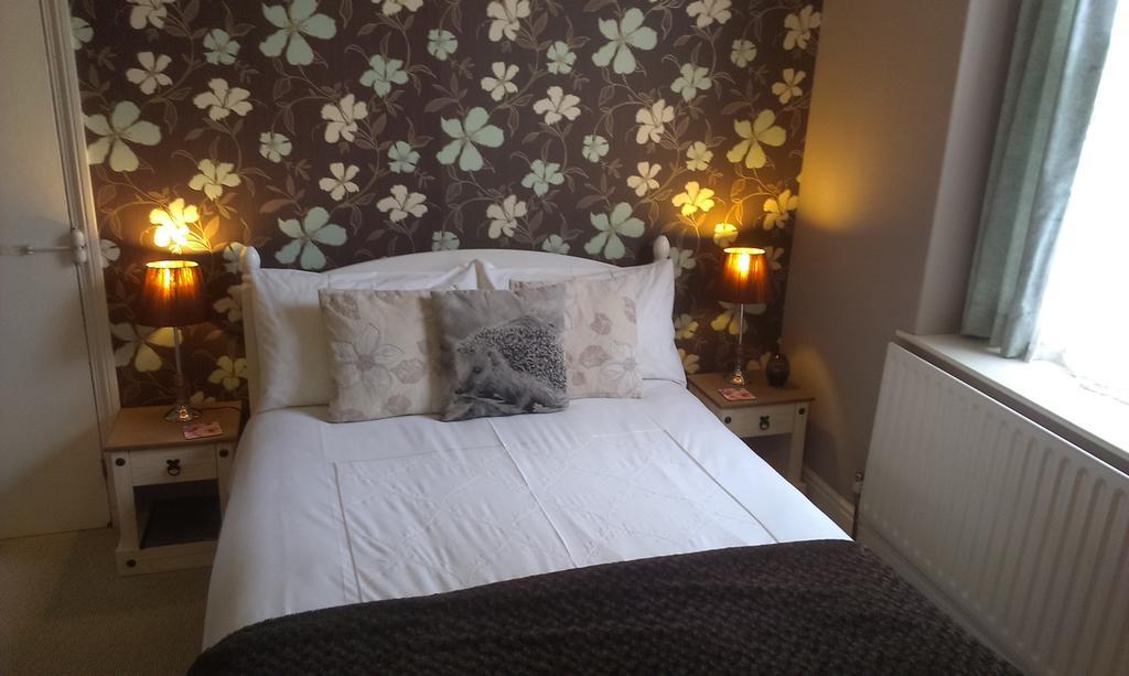 Saffron House Bed & Breakfast Combe Martin Exterior foto